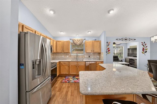 1563 HOLLYBERRY PLACE, The Villages, FL 32162