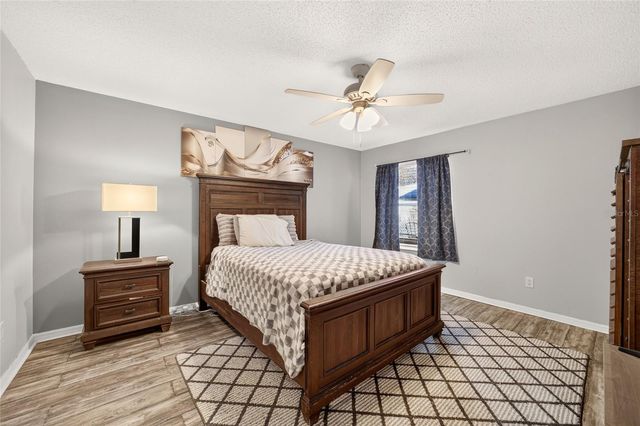 1563 HOLLYBERRY PLACE, The Villages, FL 32162