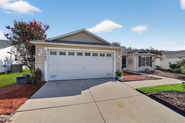 1563 HOLLYBERRY PLACE, The Villages, FL 32162