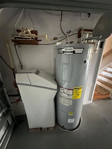 370 PINELLAS BAYWAY S C, Tierra Verde, FL 33715