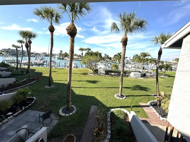 370 PINELLAS BAYWAY S C, Tierra Verde, FL 33715