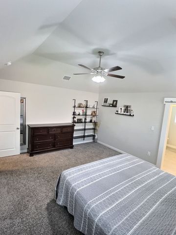 4015 Gallivant Drive, Granbury, TX 76049