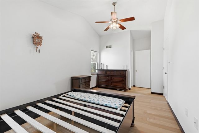 7808 Pine St, Ross Twp, PA 15237