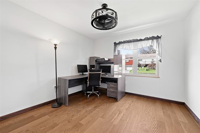 7808 Pine St, Ross Twp, PA 15237