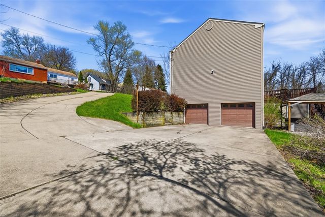 7808 Pine St, Ross Twp, PA 15237