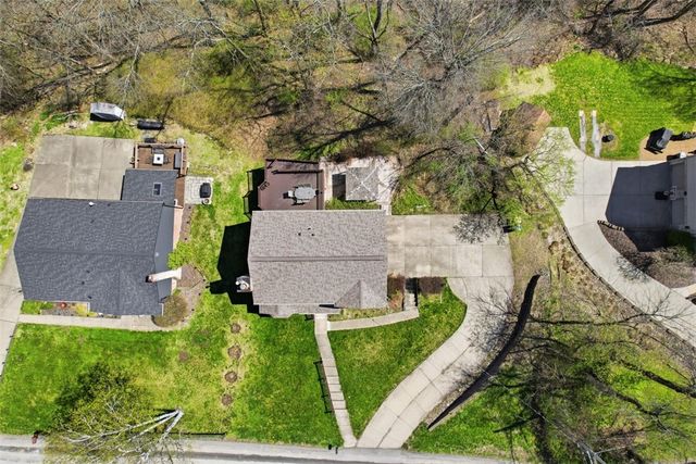 7808 Pine St, Ross Twp, PA 15237