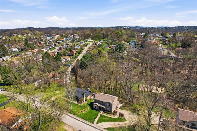 7808 Pine St, Ross Twp, PA 15237