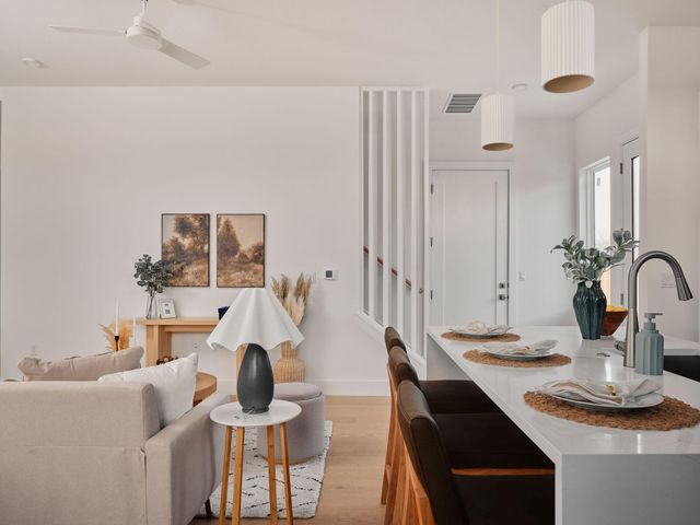 6407 Bradsher B, Austin, TX 78745