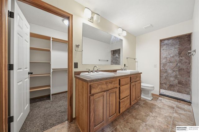 710 N 95th Street, Lincoln, NE 68505