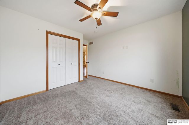 710 N 95th Street, Lincoln, NE 68505