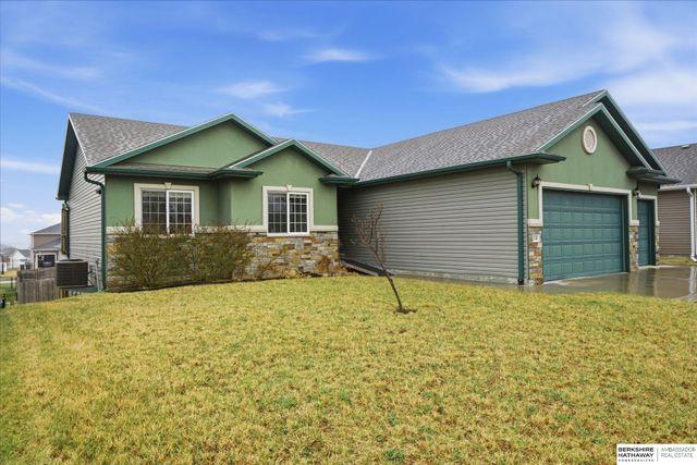 710 N 95th Street, Lincoln, NE 68505