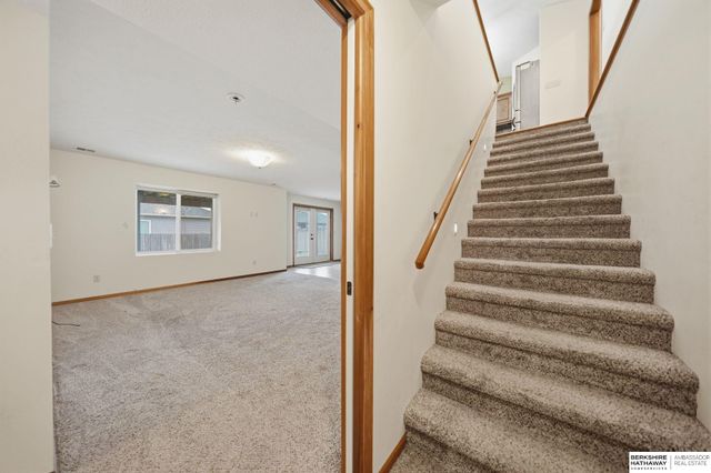 710 N 95th Street, Lincoln, NE 68505