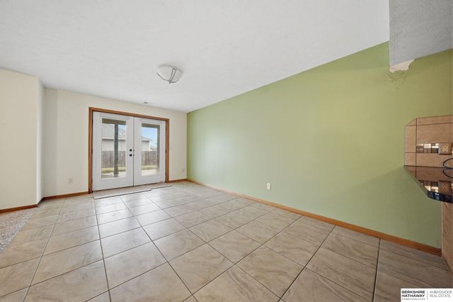 710 N 95th Street, Lincoln, NE 68505