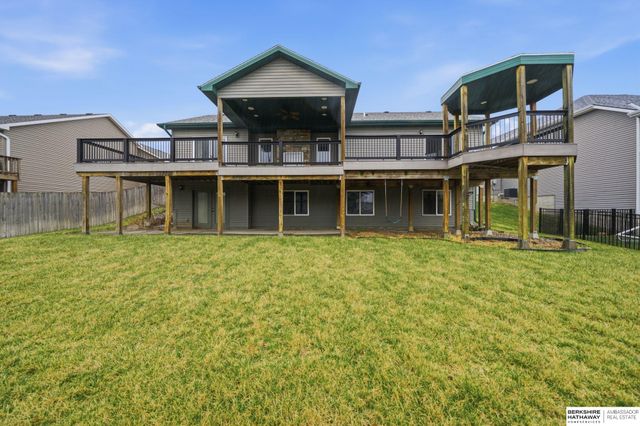 710 N 95th Street, Lincoln, NE 68505