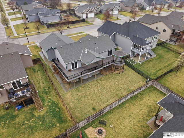 710 N 95th Street, Lincoln, NE 68505