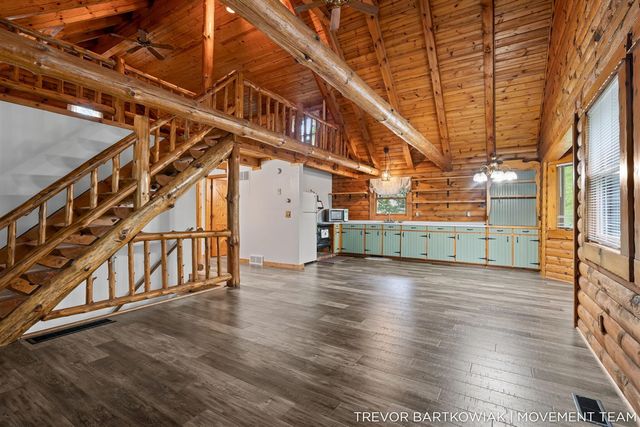 17708 120th Avenue, Nunica, MI 49448