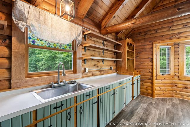 17708 120th Avenue, Nunica, MI 49448