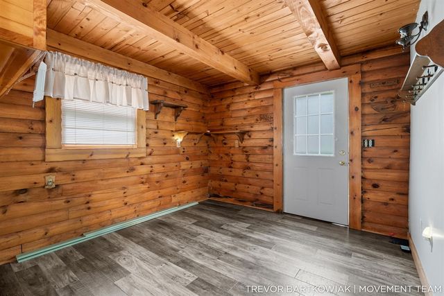 17708 120th Avenue, Nunica, MI 49448