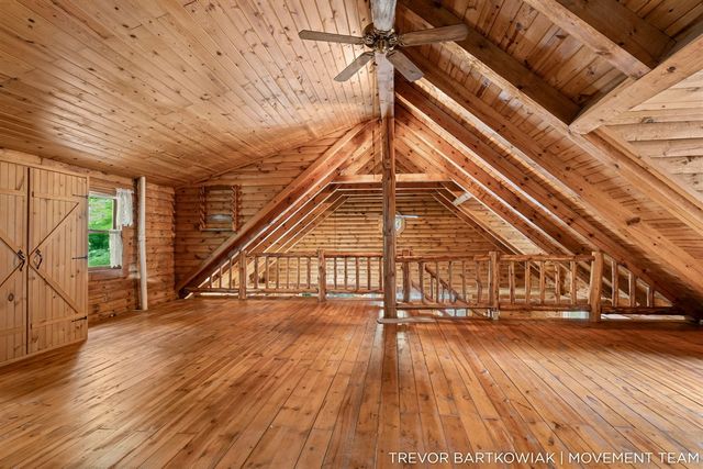 17708 120th Avenue, Nunica, MI 49448