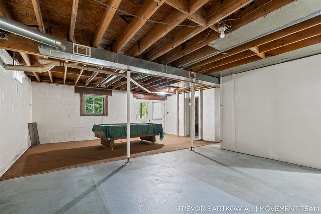 17708 120th Avenue, Nunica, MI 49448