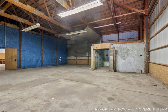 17708 120th Avenue, Nunica, MI 49448