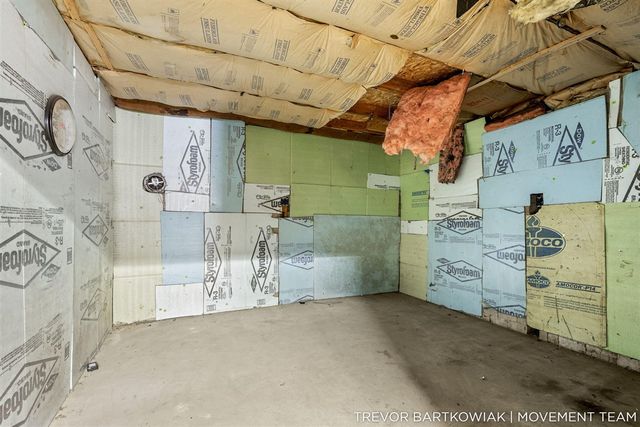 17708 120th Avenue, Nunica, MI 49448