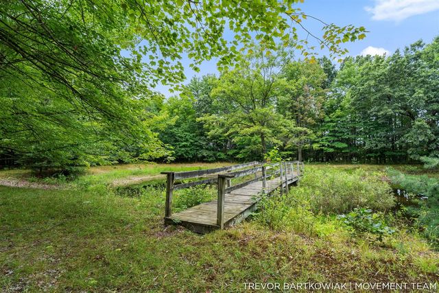 17708 120th Avenue, Nunica, MI 49448