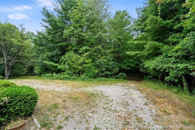 17708 120th Avenue, Nunica, MI 49448