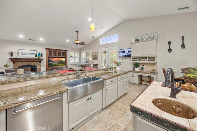 2885 Citrocado Ranch Street, Corona, CA 92881