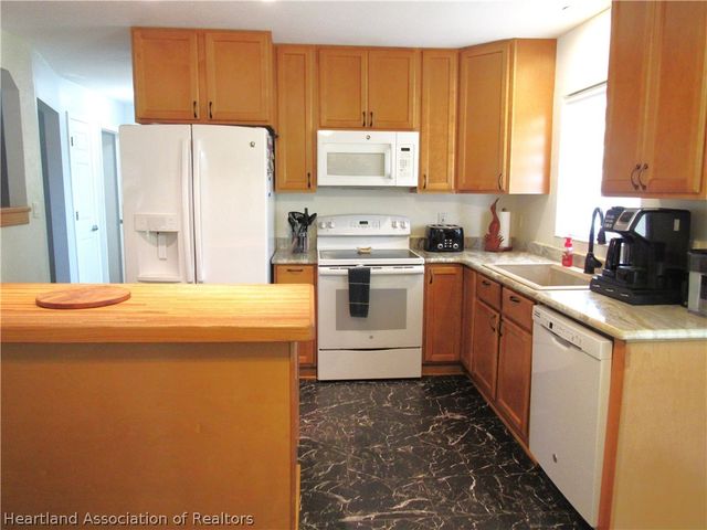 51 Quail Roost Road, Lake Placid, FL 33852