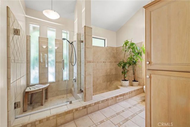 11934 Rexbon, Granada Hills, CA 91344