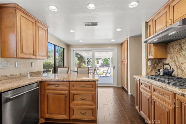 11934 Rexbon, Granada Hills, CA 91344