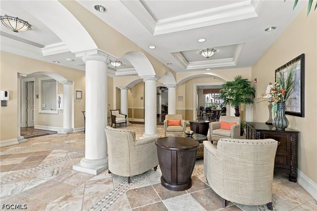 2825 Palm Beach BLVD 410, Fort Myers, FL 33916