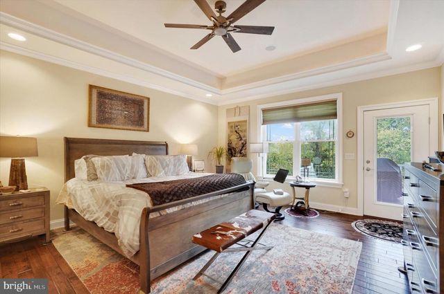 19 MARINA DR, Camp Hill, PA 17011