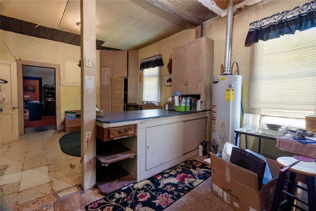 484 - HCR 2126, Whitney, TX 76692