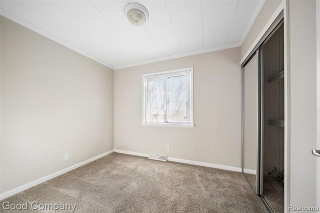 3826 Kent Road, Royal Oak, MI 48073