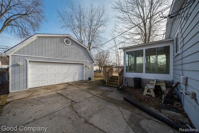 3826 Kent Road, Royal Oak, MI 48073