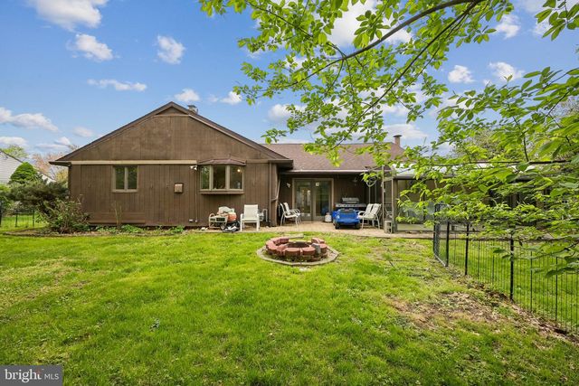 410 NARRAGANSETT DR, Cherry Hill, NJ 08002