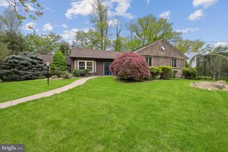 410 NARRAGANSETT DR, Cherry Hill, NJ 08002