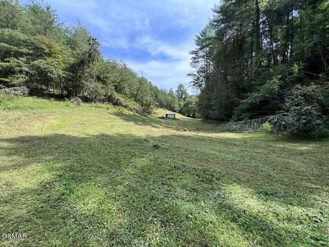 1570 S Helton Road, Sevierville, TN 37862