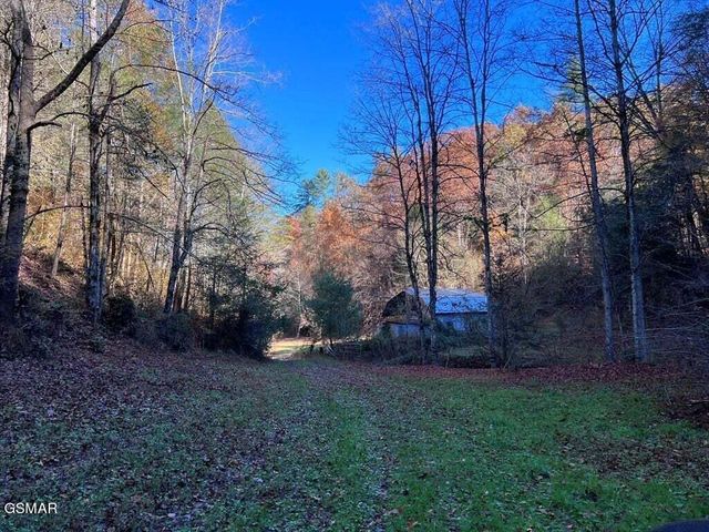1570 S Helton Road, Sevierville, TN 37862