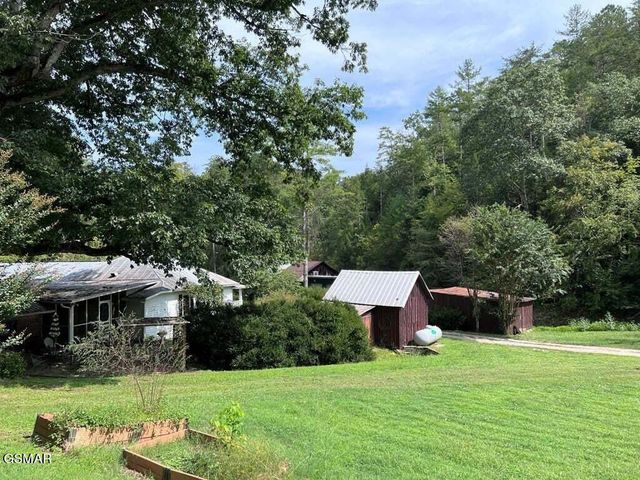 1570 S Helton Road, Sevierville, TN 37862