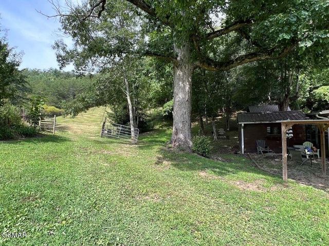 1570 S Helton Road, Sevierville, TN 37862