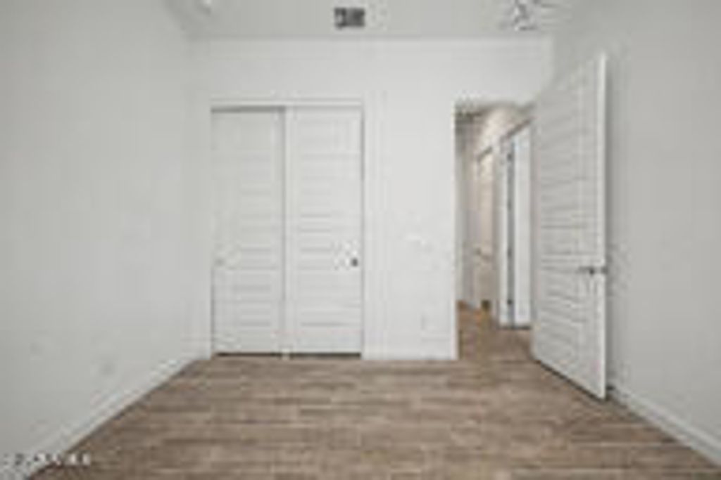 15024 W Desert Hollow Drive, Surprise, AZ 85387 — photo 5