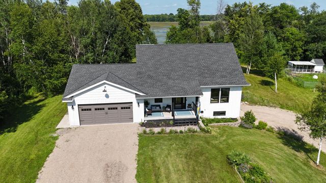 28615 Quail Road, Shafer, MN 55074