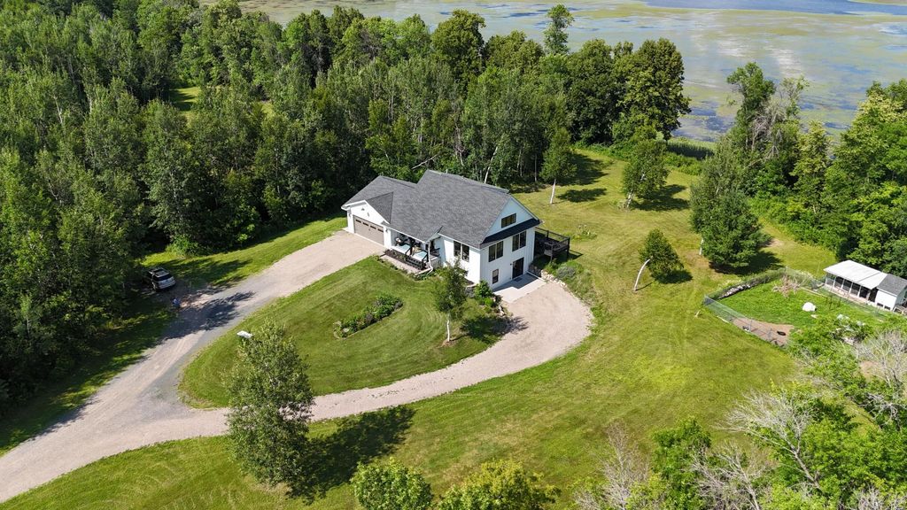 28615 Quail Road, Shafer, MN 55074