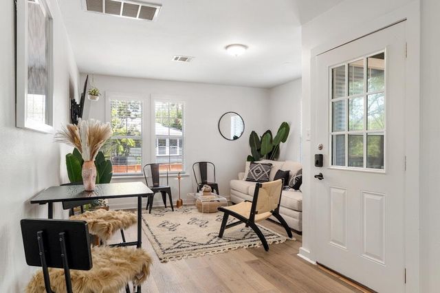 2109 Brackenridge ST, Austin, TX 78704