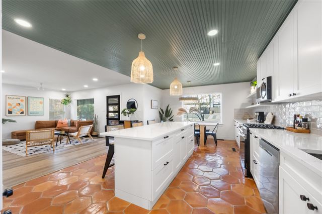 2109 Brackenridge ST, Austin, TX 78704