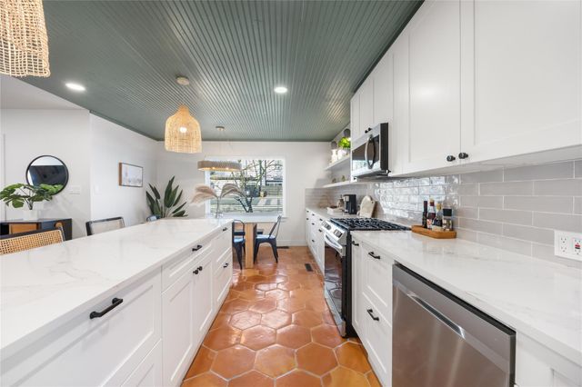 2109 Brackenridge ST, Austin, TX 78704