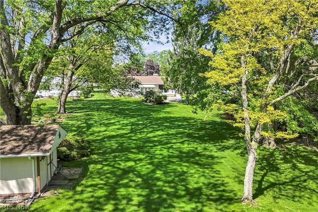 8089 Wesley Drive, Strongsville, OH 44136